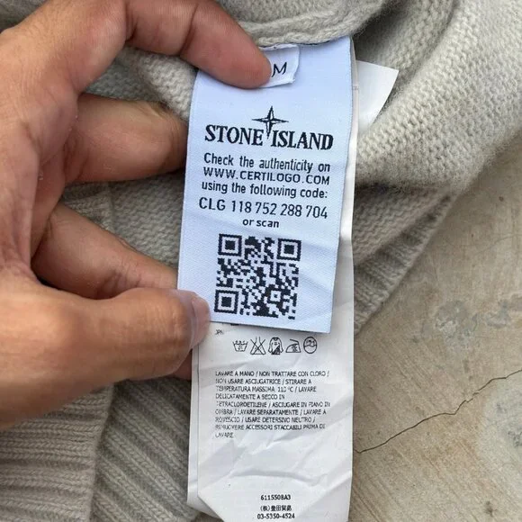 Stone Island AW2011 Lambswool 1/4 Button-Up Knitted Sweater In Snow White